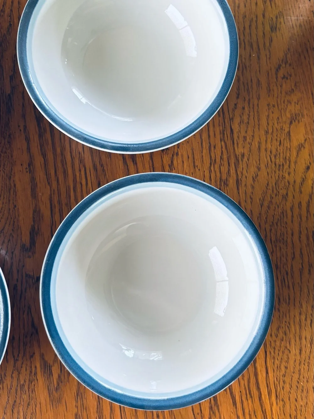 Pfaltzgraff White Porcelain Dessert Bowls - Set of 4 cereal bowls 2 serving bowl